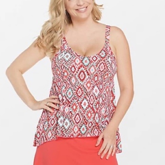 D & Co Beach Swimwear tankini Size 12 Aztec Print Multicolored Red Tankini Top - Picture 2 of 12